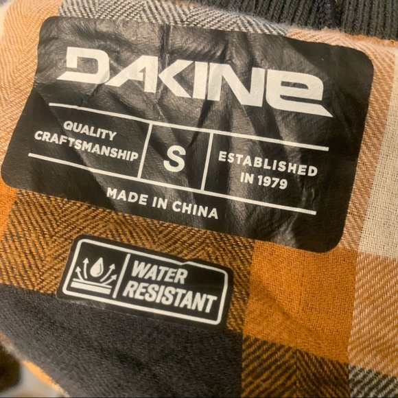 Dakine Luca jacket. Small. EUC - Picture 8 of 10